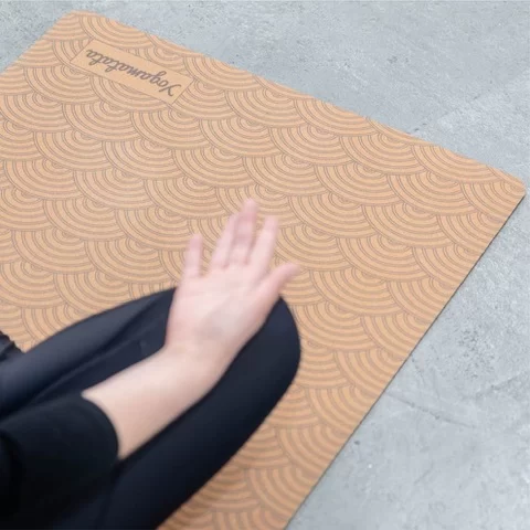 Un tapis de yoga